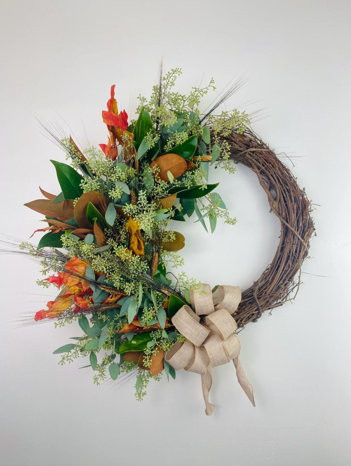 Fresh Magnolia, Seeded Eucalyptus & Dry Wheat Wreath – Home Decor
