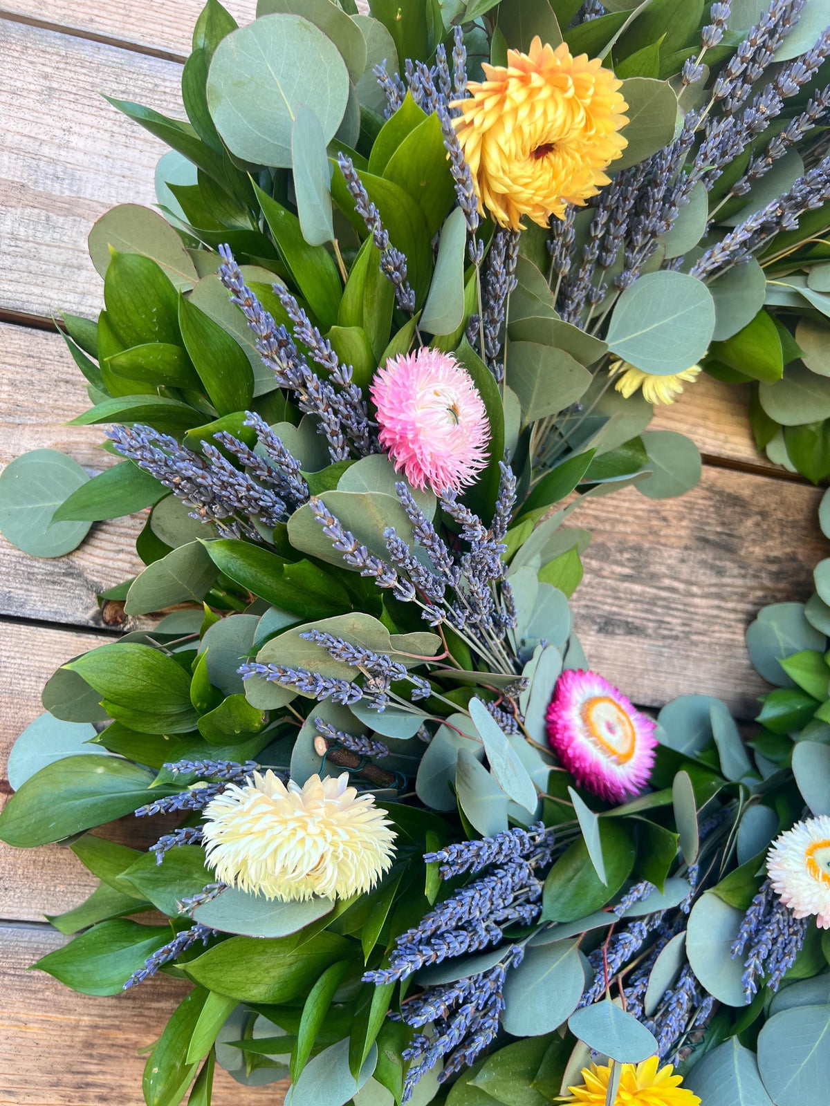Silver Dollar Eucalyptus Wreath, Dried Straw Flower, Lavender